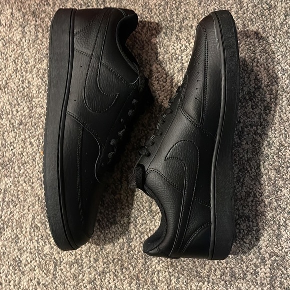 ✨✨Nike Court Vision Sneakers- Size 13 - Picture 2 of 8